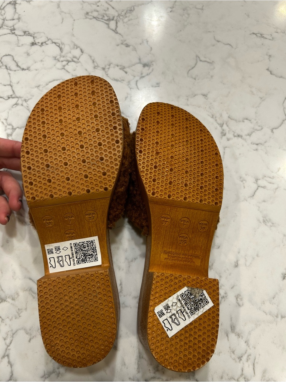ASOS‎ Brown Teddy Faux Fur Clog Shoes Size 7 - Picture 7 of 7